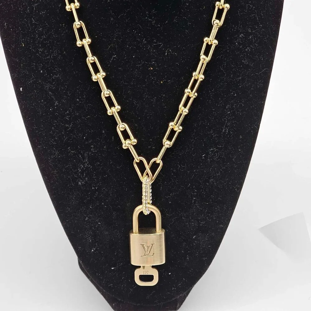 Authentic Louis Vuitton Lock & Key w/ Unbranded Gold Plated Gold Chain Necklace - Picture 3 of 11